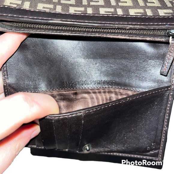 Fendi Brown Zucchino Vintage Small Trifold Wallet - Picture 7 of 17